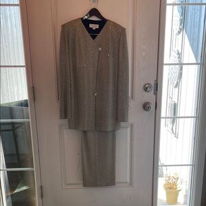 NWOT St John Evening 2 Piece Pant Suit w/Sequins, Gold, Size 14